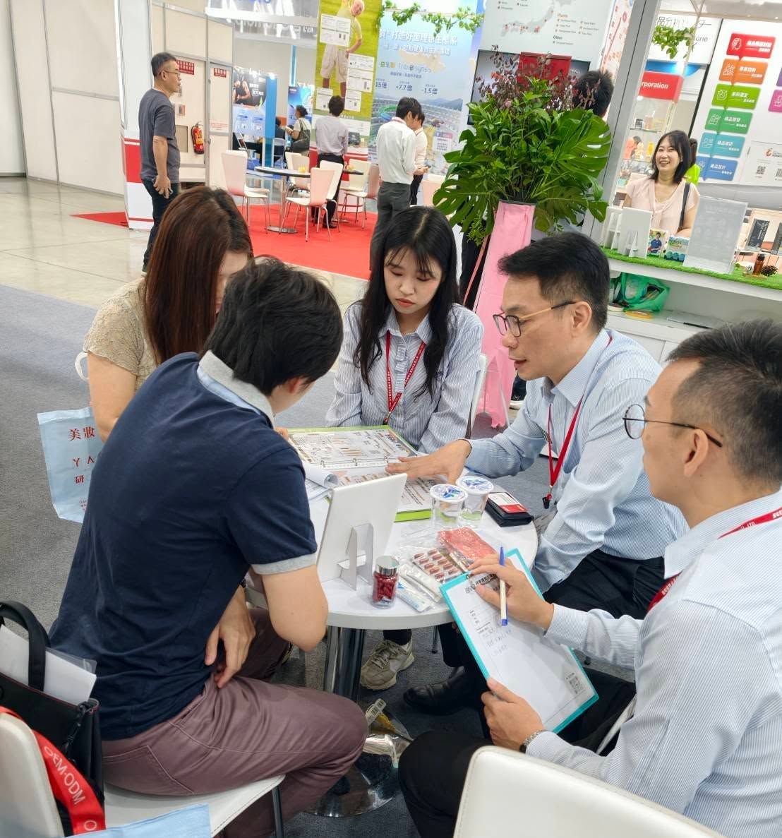 金柑專利原料及2026國家新創獎芙瑪金萃展區03
